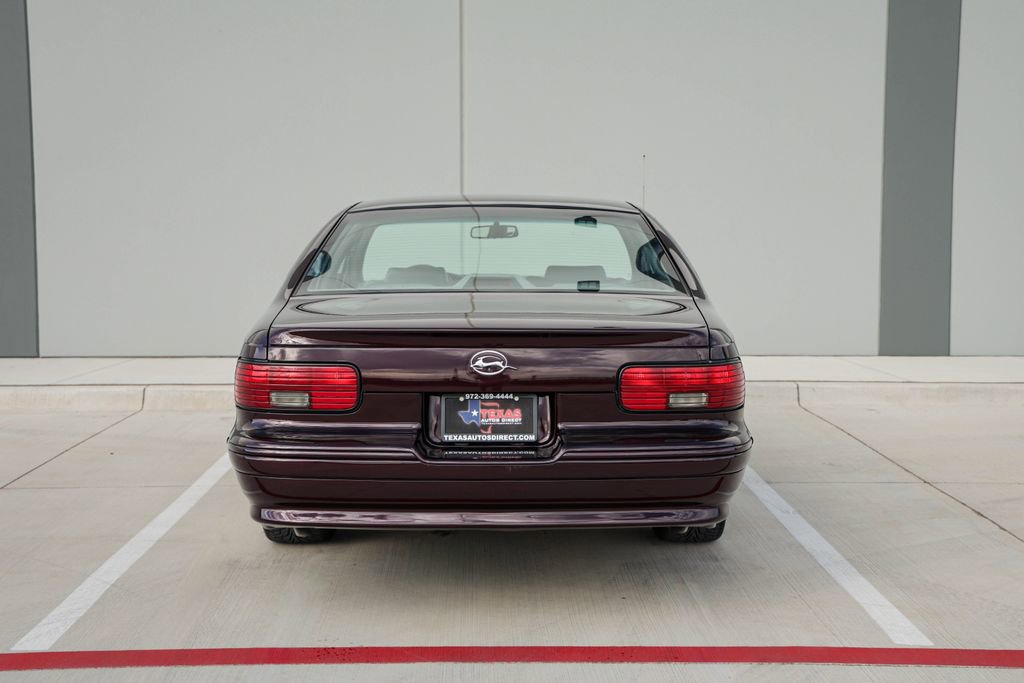 Used 1996 Chevrolet Impala SS RWD image 6