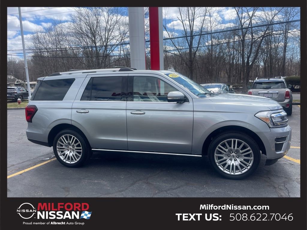Used 2024 Ford Expedition Limited image 6