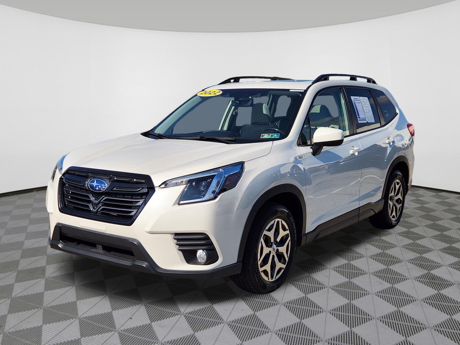 Used 2022 Subaru Forester Premium AWD/4WD image 2