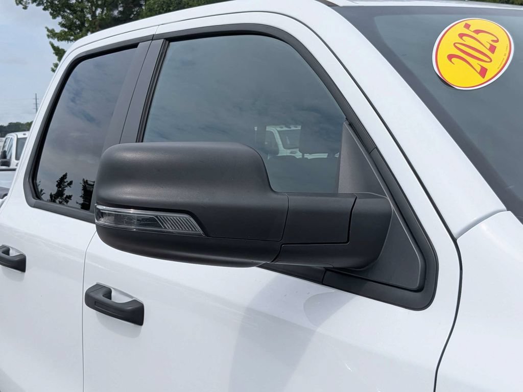 Used 2025 RAM 1500 Big Horn AWD/4WD image 11