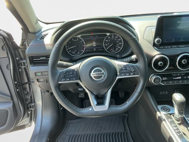 Used 2023 Nissan Sentra SR w/ SR Premium Package FWD image 15