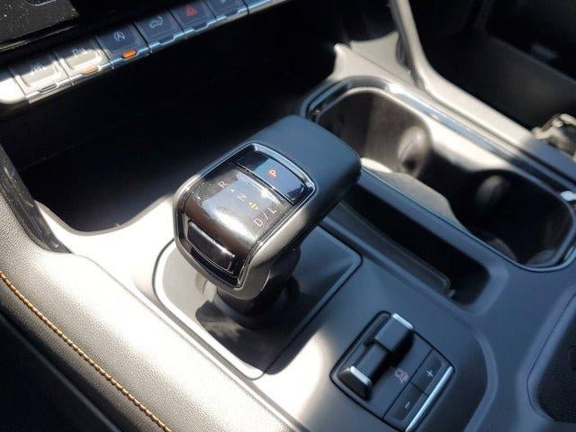 Used 2024 GMC Sierra 1500 AT4 w/ Technology Package AWD/4WD image 27