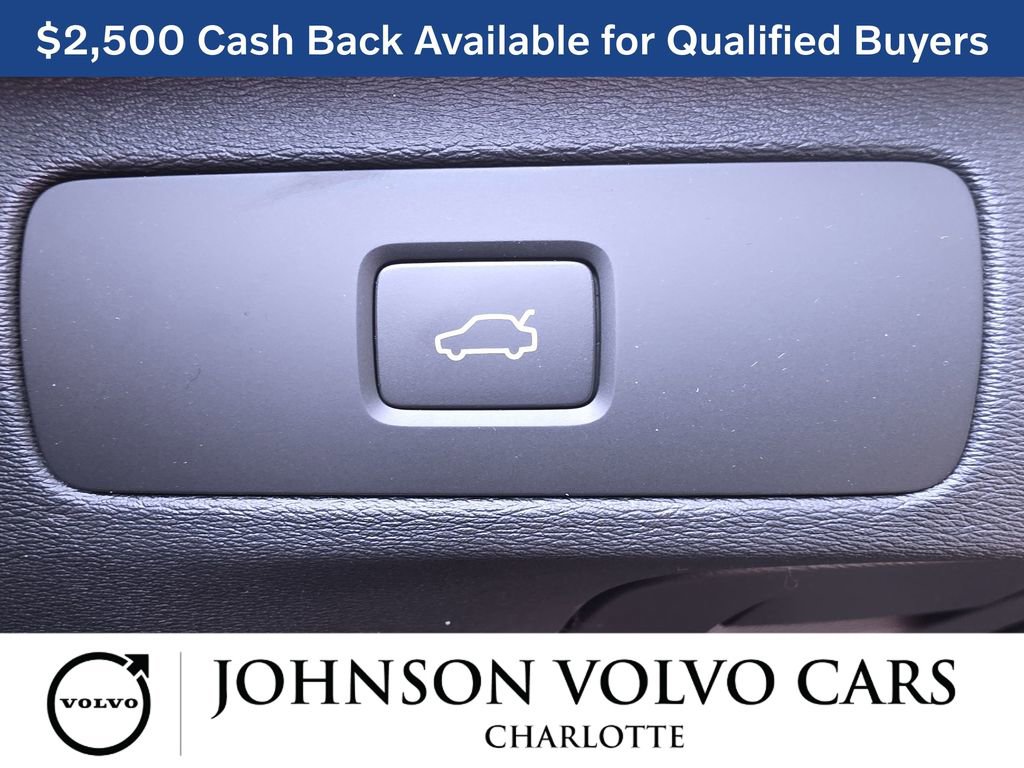 New 2026 Volvo XC90 B6 Ultra w/ Protection Package image 29