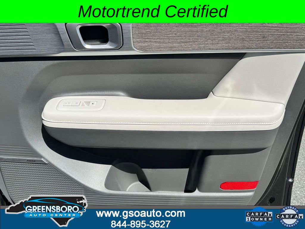 Used 2024 Hyundai Santa Fe Limited image 16