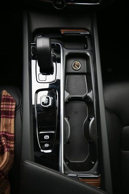 Used 2023 Volvo S60 B5 Plus w/ Climate Package image 11