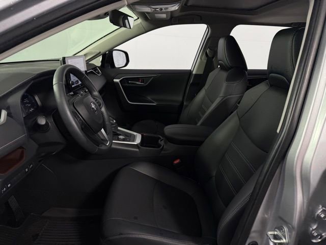 Used 2024 Toyota RAV4 Limited image 14