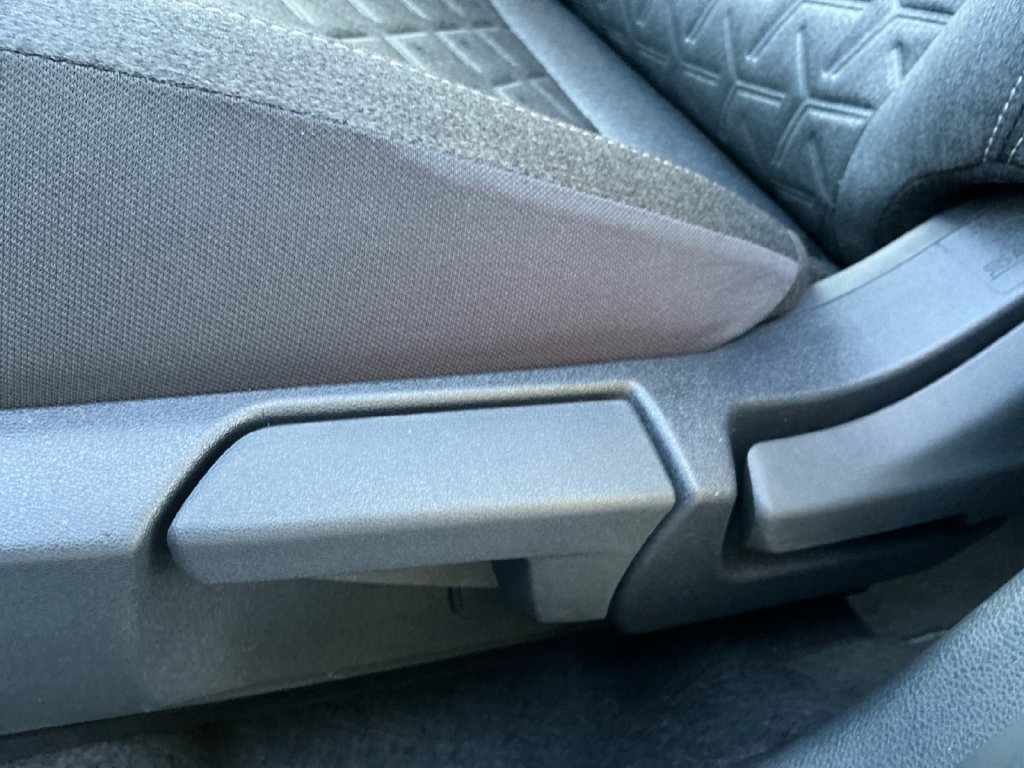 New 2027 Nissan Kicks SV AWD/4WD image 25