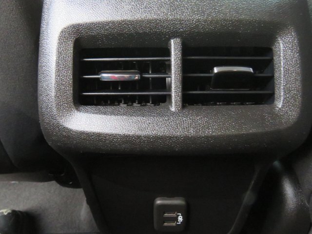 Used 2021 Chevrolet Equinox LT image 19