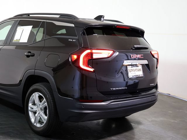 Used 2023 GMC Terrain SLE w/ Driver Convenience Package AWD/4WD image 11