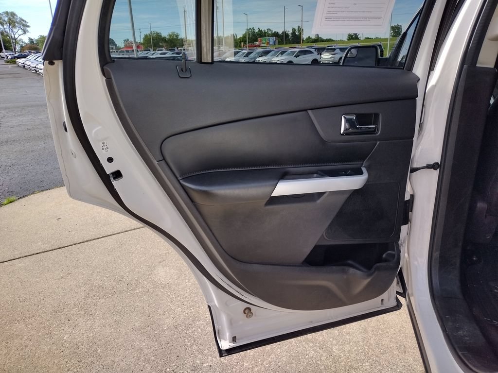 Used 2014 Ford Edge SEL w/ Canadian Touring Package FWD image 19