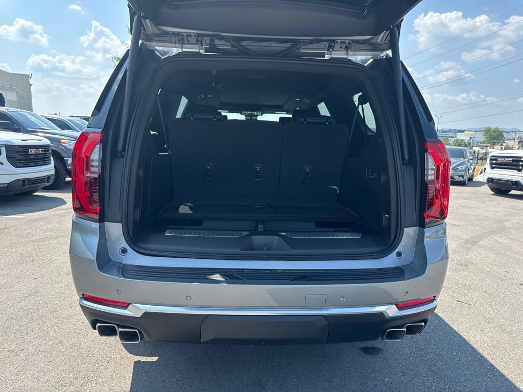 New 2026 GMC Yukon XL Denali w/ Advanced Technology Package AWD/4WD image 33