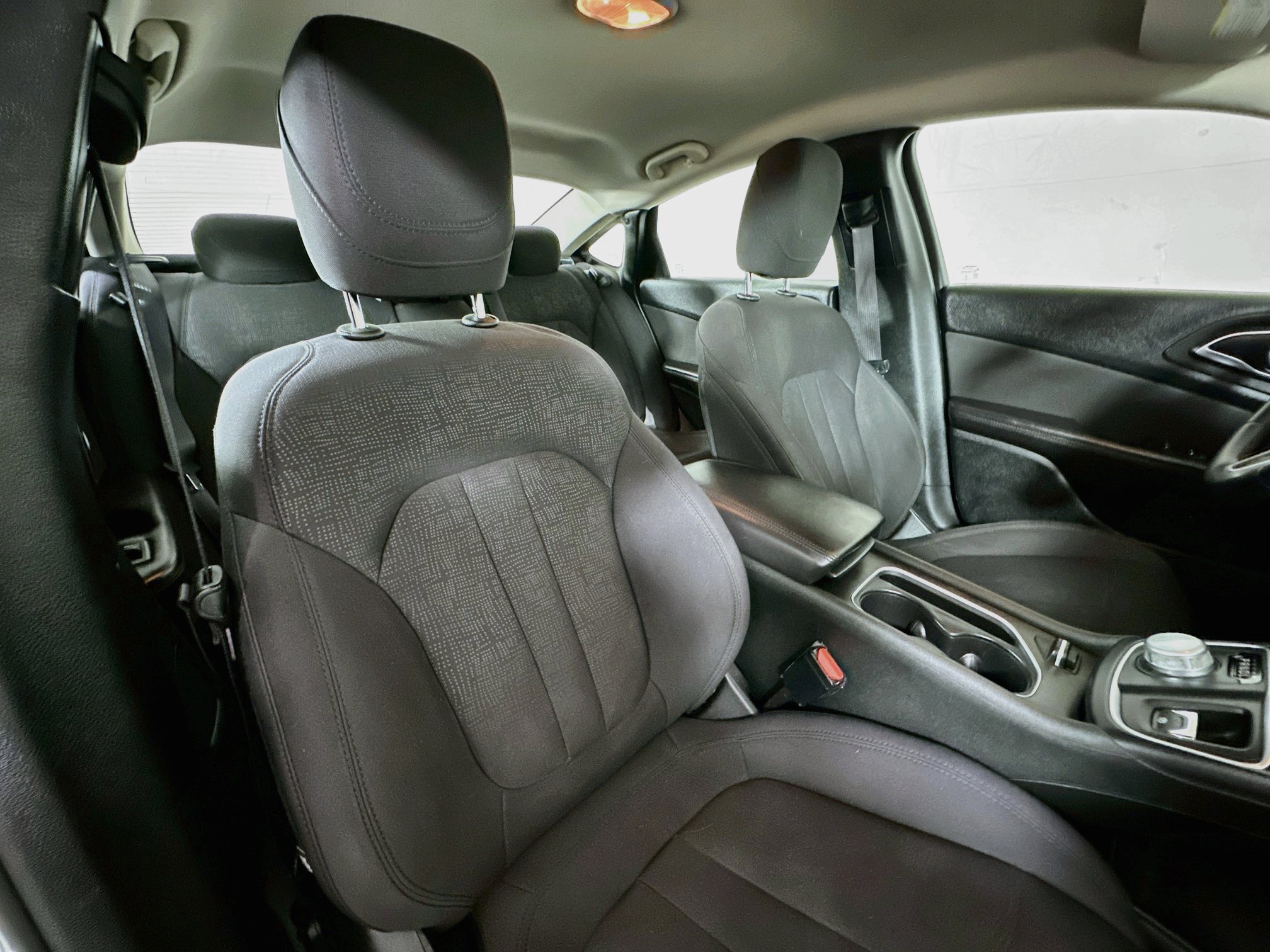 Used 2015 Chrysler 200 Limited w/ Convenience Group FWD image 25