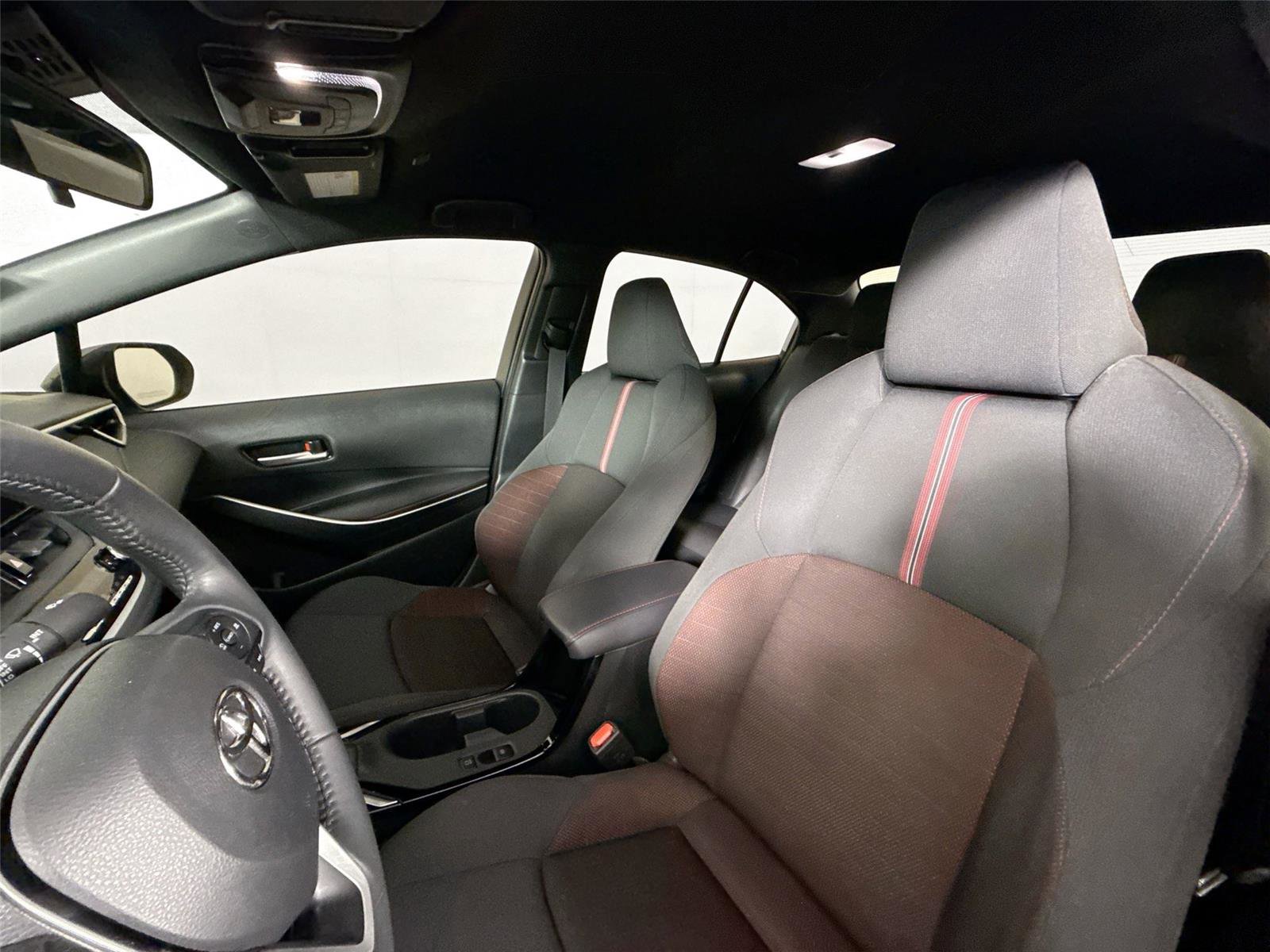 Certified 2024 Toyota Corolla SE image 3