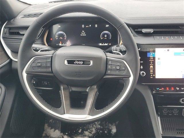 New 2026 Jeep Grand Cherokee Altitude AWD/4WD image 14