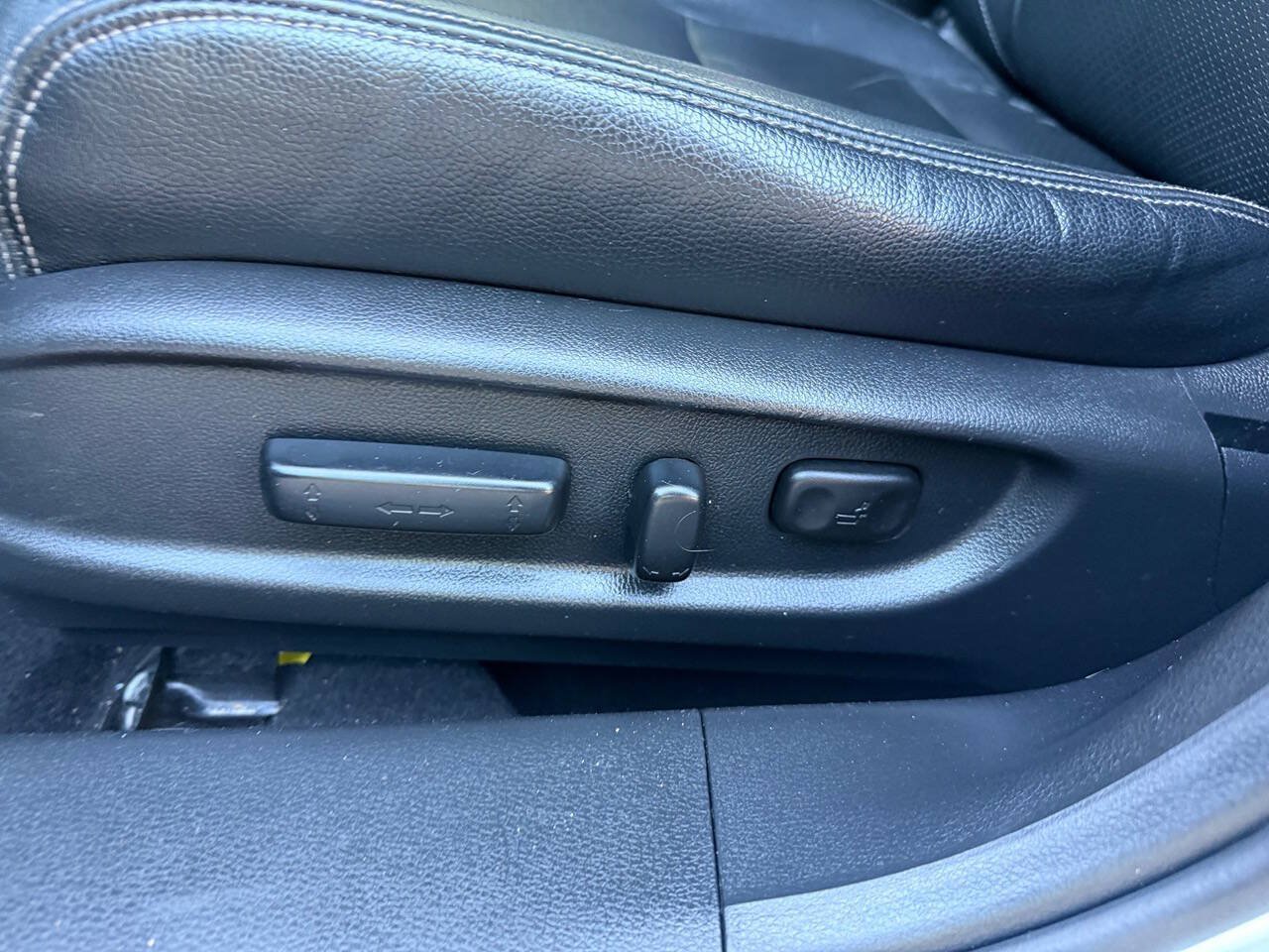 Used 2014 Honda Accord Touring image 17