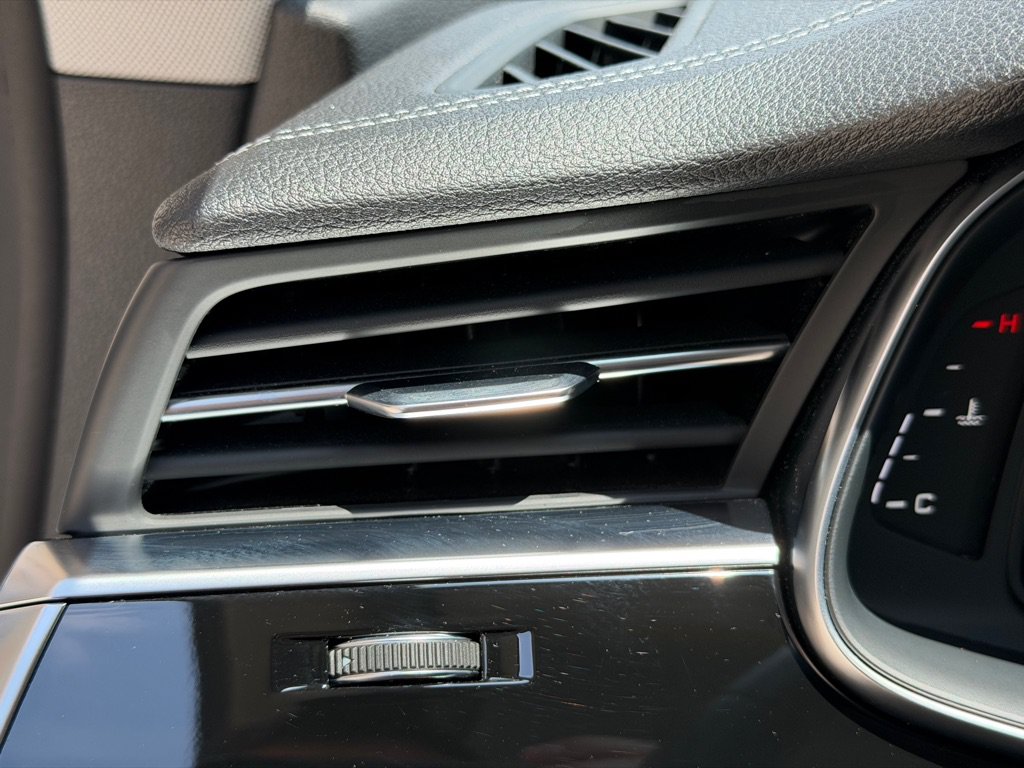 Used 2023 Audi Q8 Premium w/ Convenience Package AWD/4WD image 29