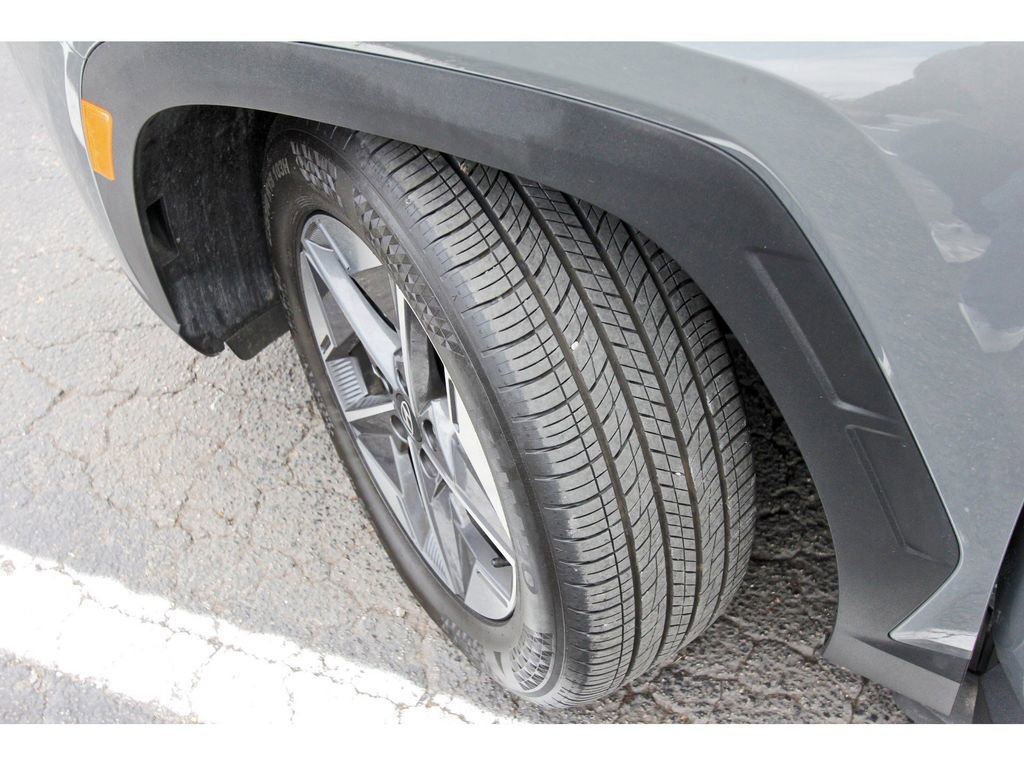 Certified 2025 Hyundai Tucson SEL image 33