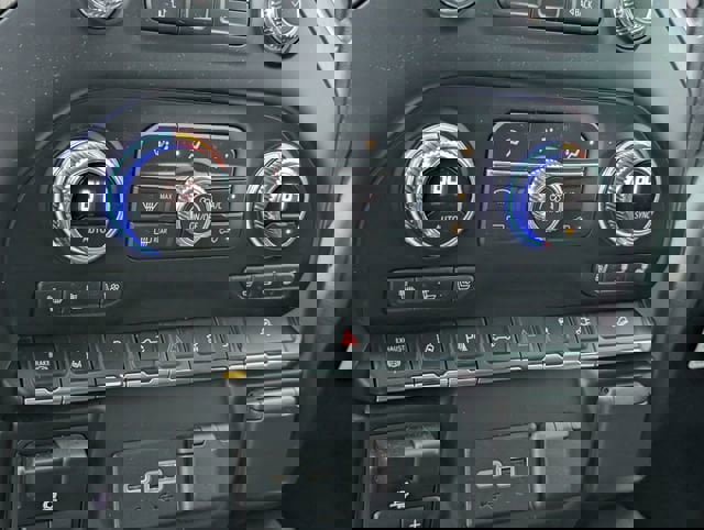 Used 2022 GMC Sierra 2500 Denali AWD/4WD image 17