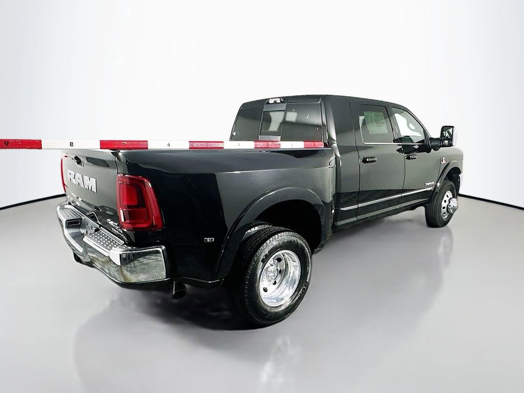 New 2026 RAM 3500 Limited w/ Towing Technology Group image 7
