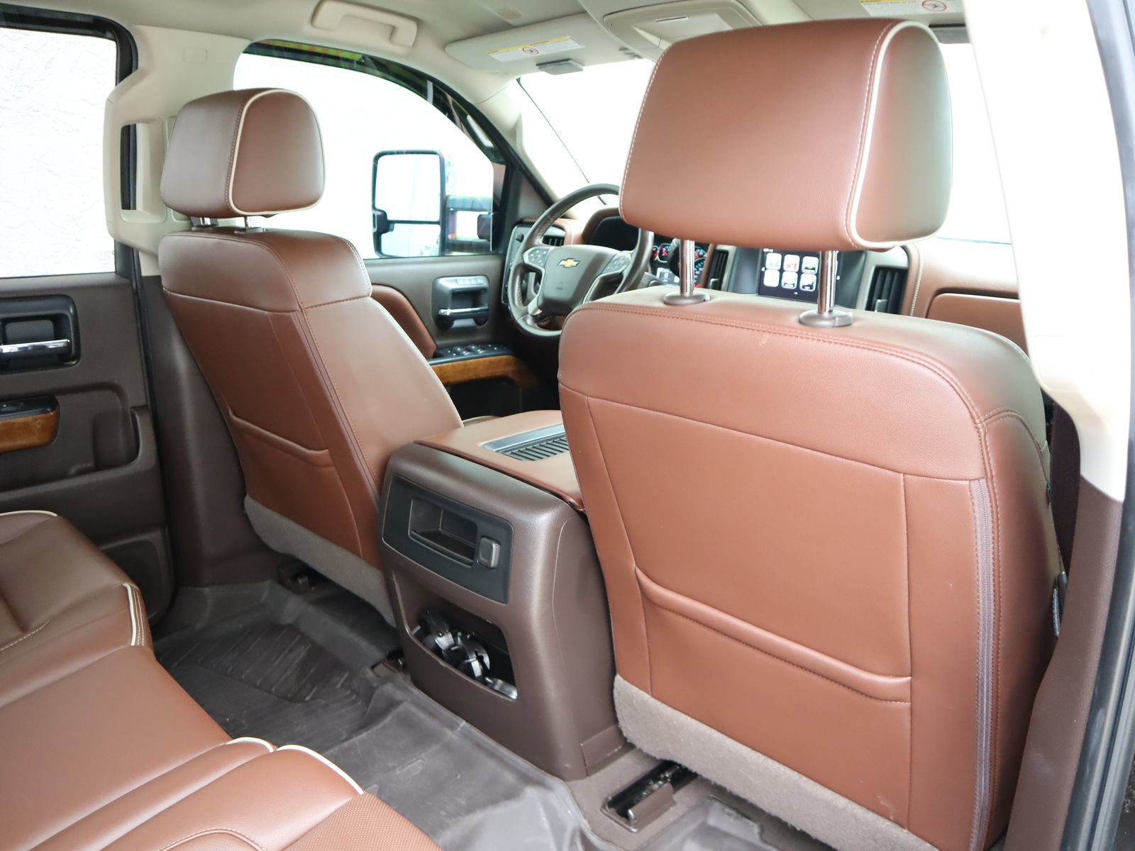 Used 2019 Chevrolet Silverado 2500 High Country w/ Duramax Plus Package AWD/4WD image 48