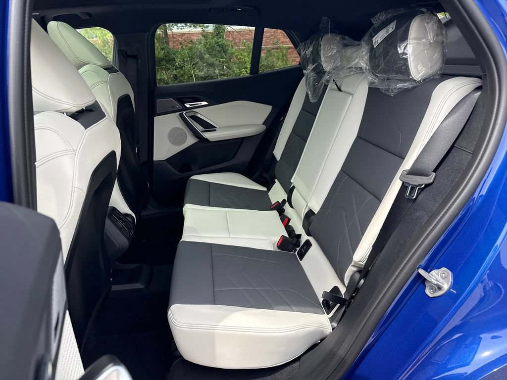 Used 2026 BMW X2 xDrive28i w/ Technology Package AWD/4WD image 25
