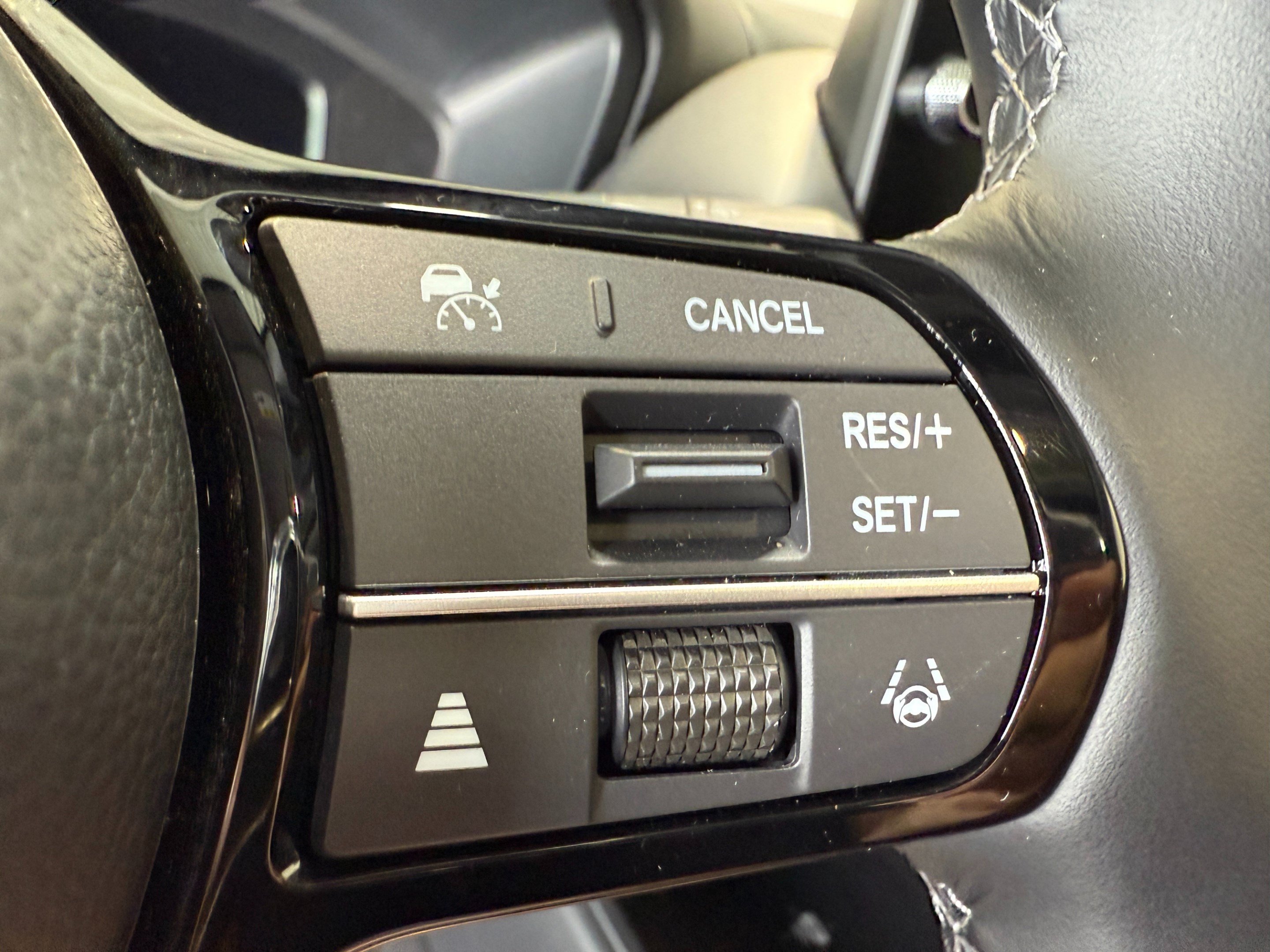 New 2026 Acura ADX FWD image 18