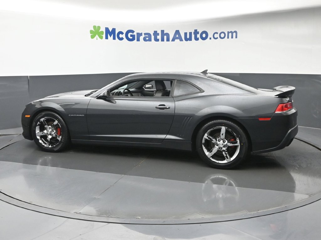 Used 2015 Chevrolet Camaro LT RWD image 17