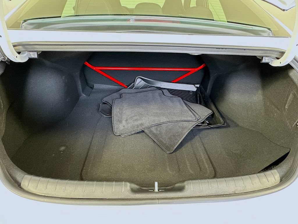 Certified 2026 Hyundai Elantra N FWD image 25