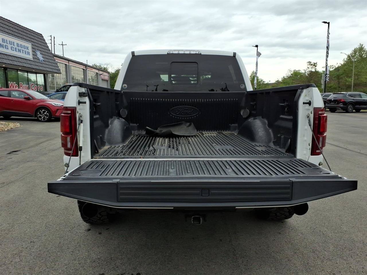 Used 2019 Ford F150 Raptor w/ Equipment Group 801A Mid AWD/4WD image 15