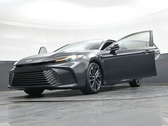 Used 2025 Toyota Camry XLE w/ Premium Plus Package FWD image 42