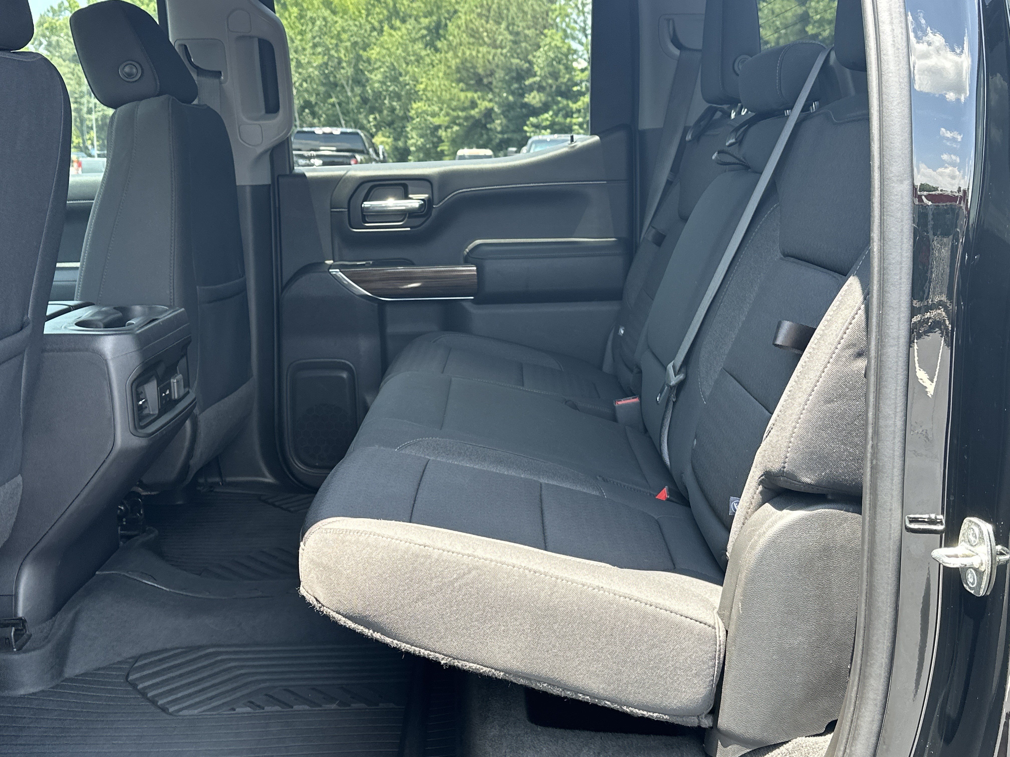 Used 2020 Chevrolet Silverado 1500 LT Trail Boss AWD/4WD image 15