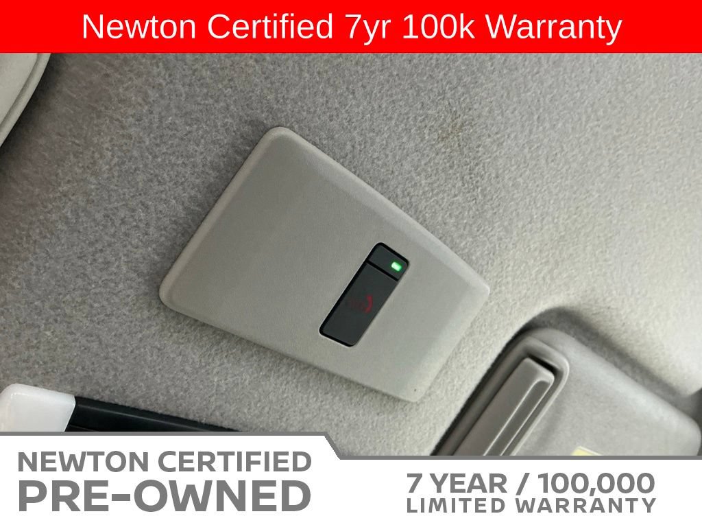 Used 2024 Nissan Kicks SR w/ SR Premium Package FWD image 35