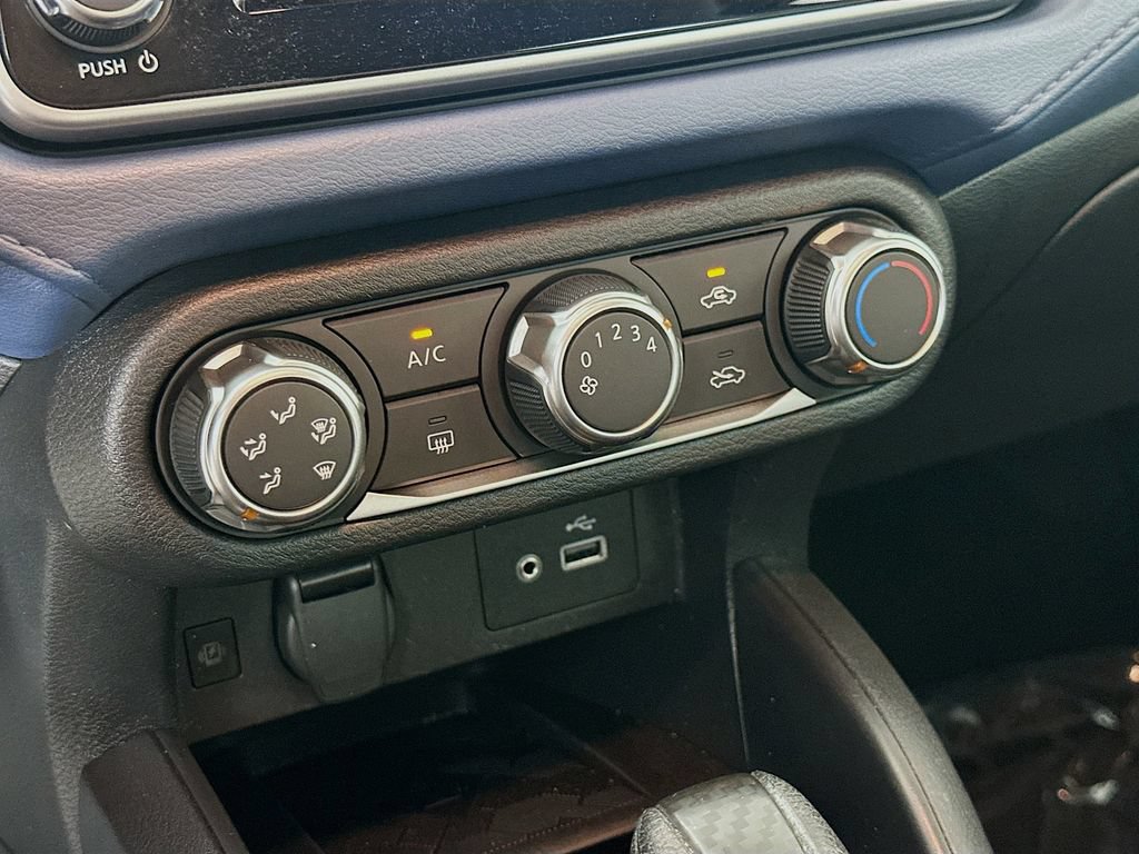 Certified 2025 Nissan Versa SV w/ Electronics Package FWD image 21