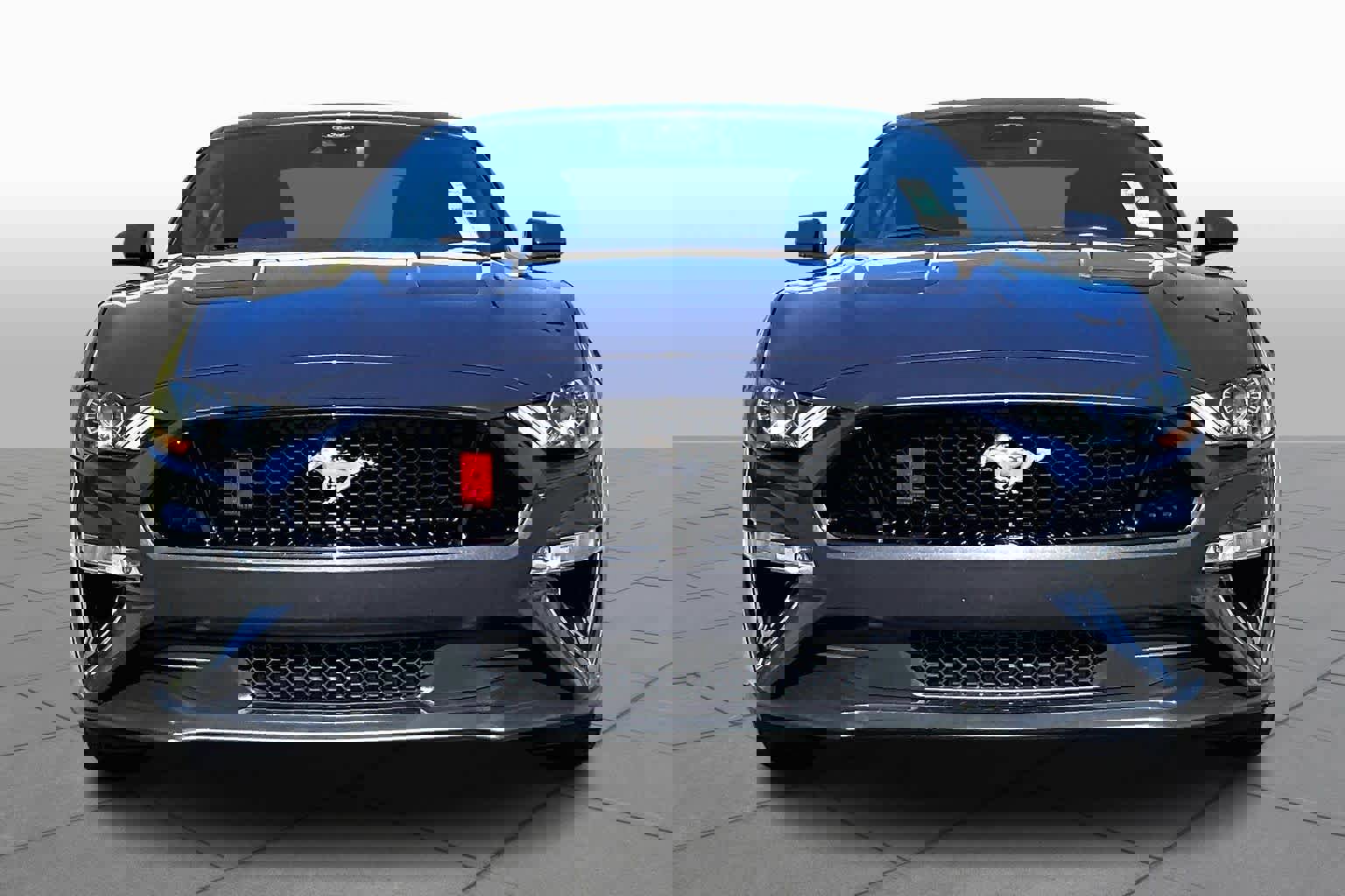 Used 2022 Ford Mustang GT image 3