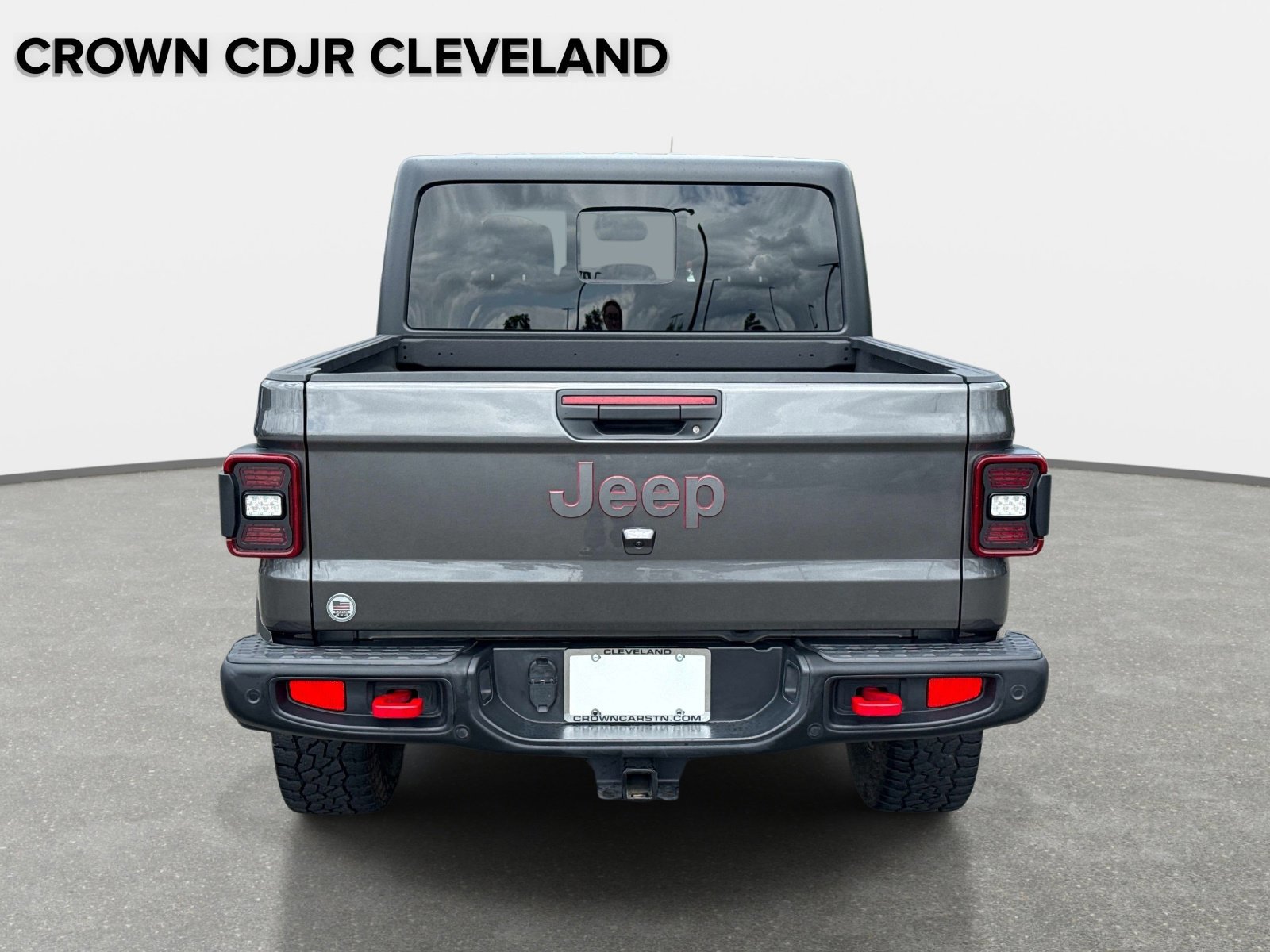 Used 2024 Jeep Gladiator Rubicon w/ Technology Group AWD/4WD image 6