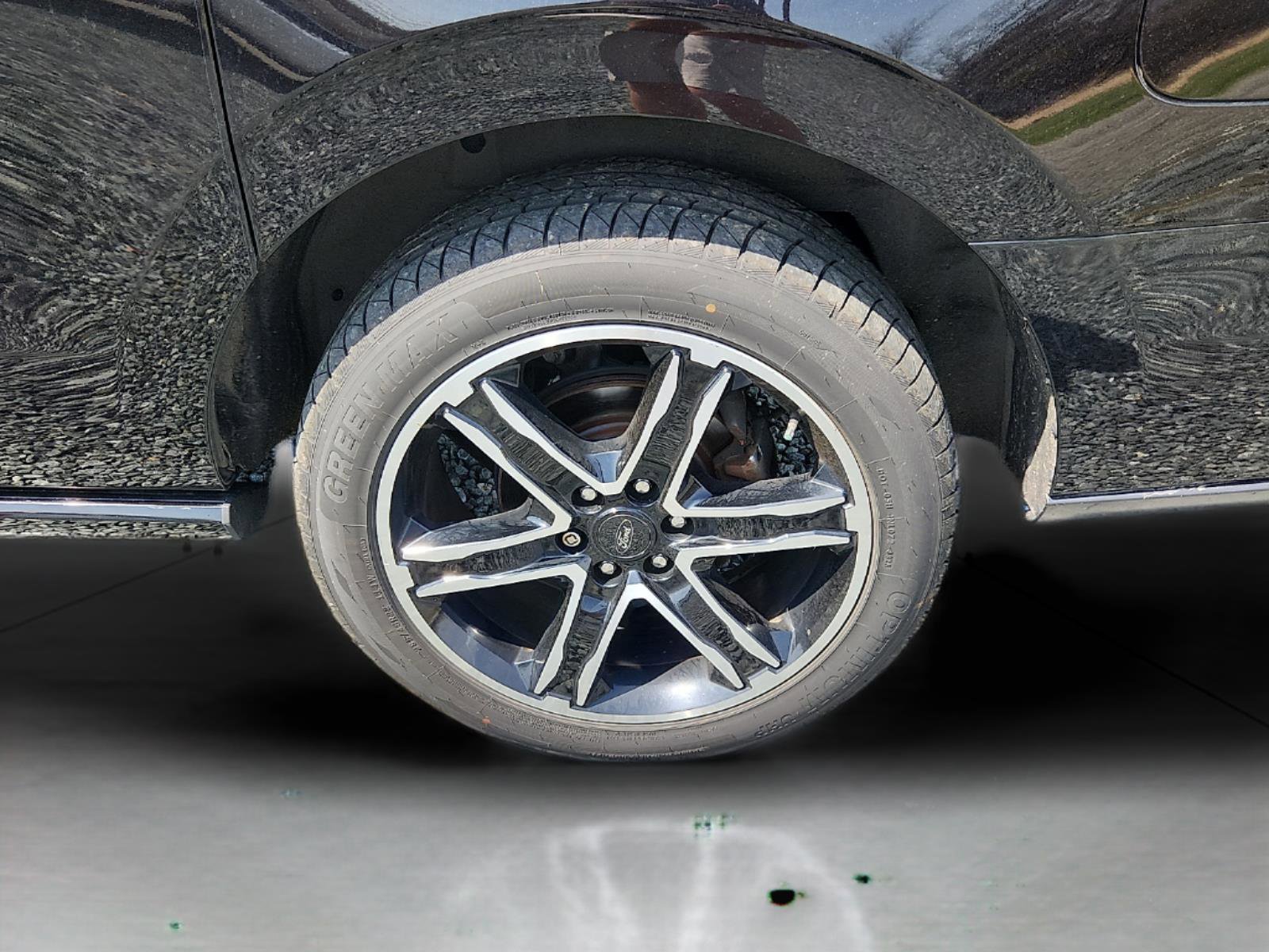 Used 2019 Ford Expedition Max Limited w/ Equipment Group 303A image 7