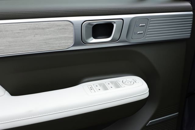 New 2025 Hyundai Santa Fe Calligraphy image 7