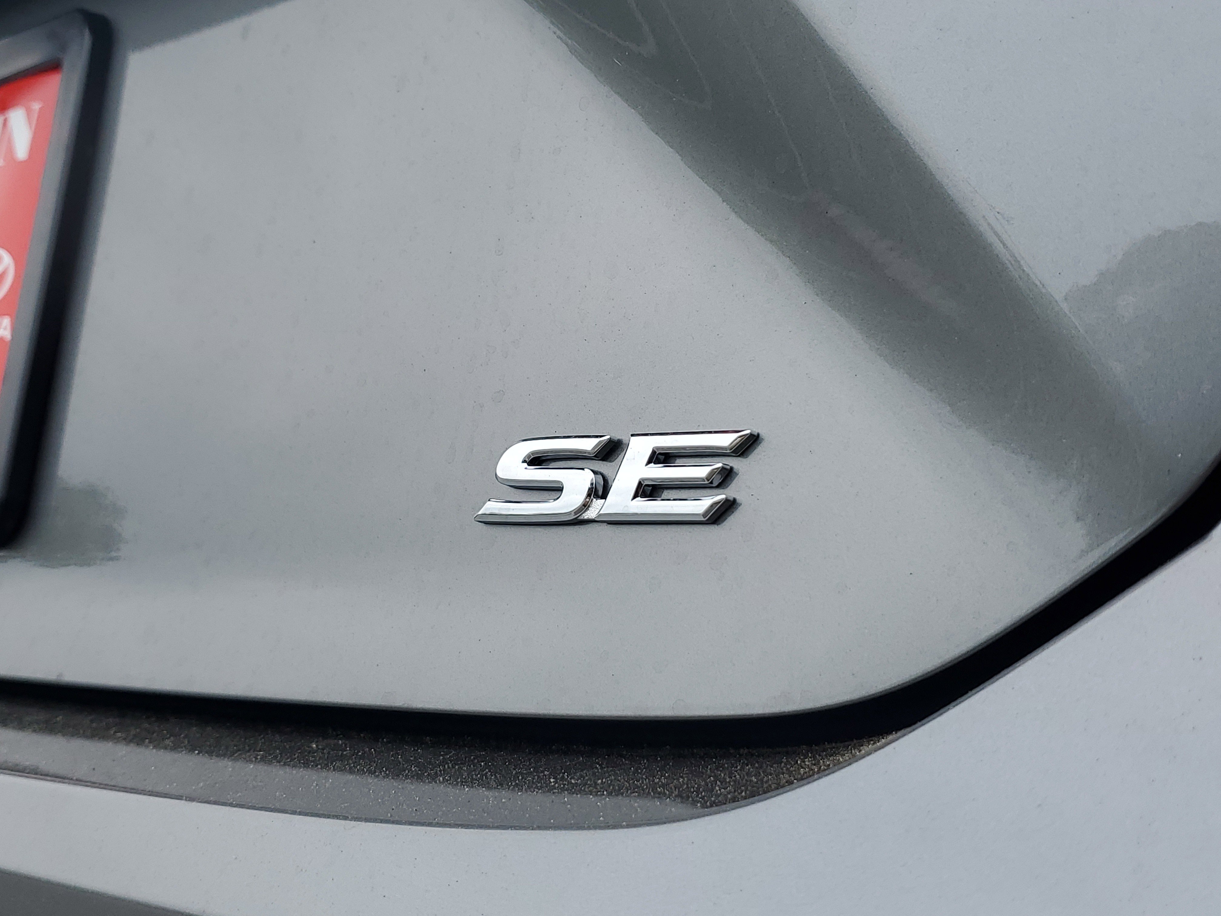 New 2026 Toyota Camry SE FWD image 7