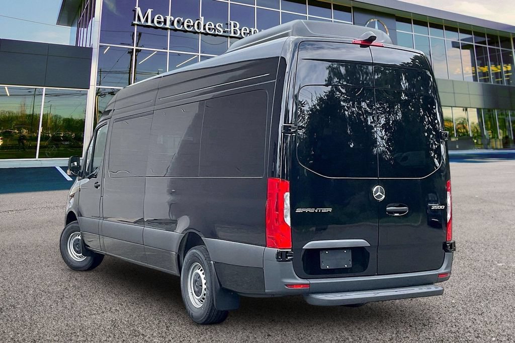 New 2026 Mercedes-Benz Sprinter 2500 image 3