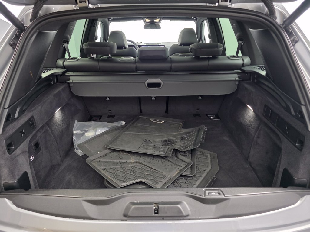 Certified 2025 BMW X5 sDrive40i w/ Premium Package RWD image 16