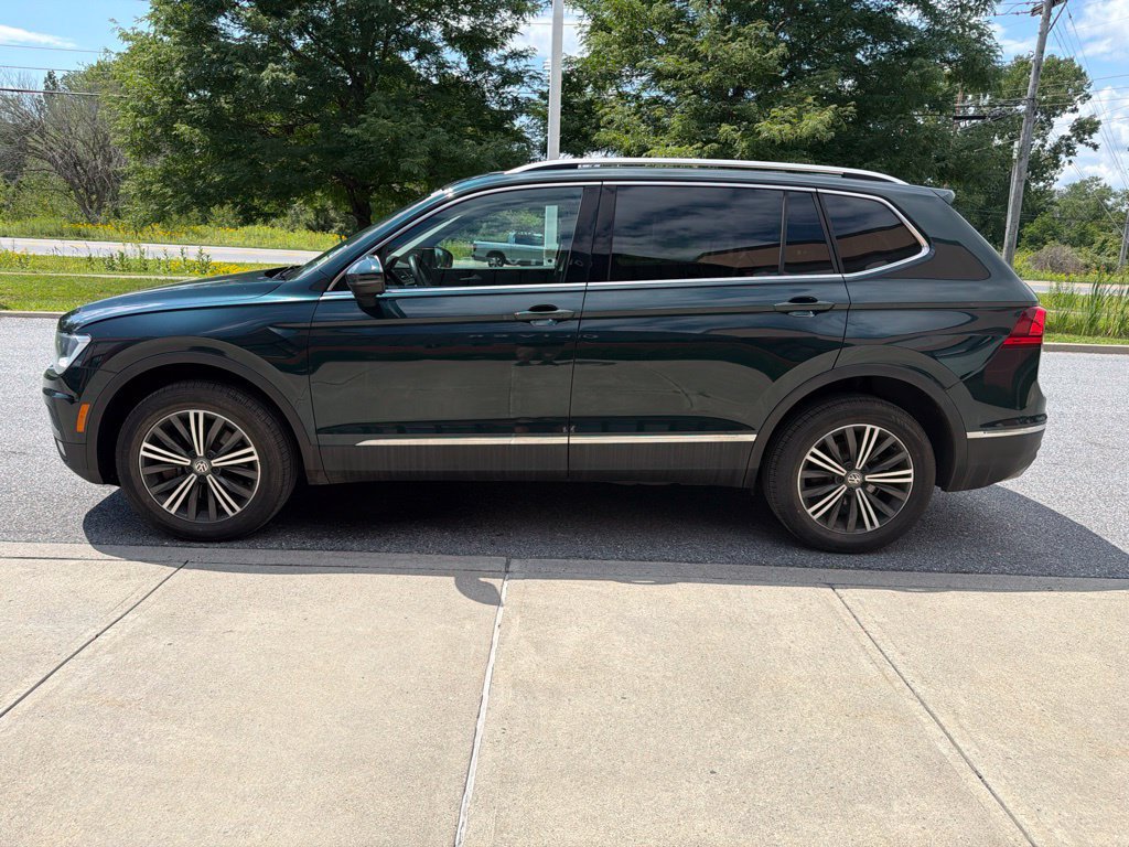 Used 2018 Volkswagen Tiguan SEL AWD/4WD image 4