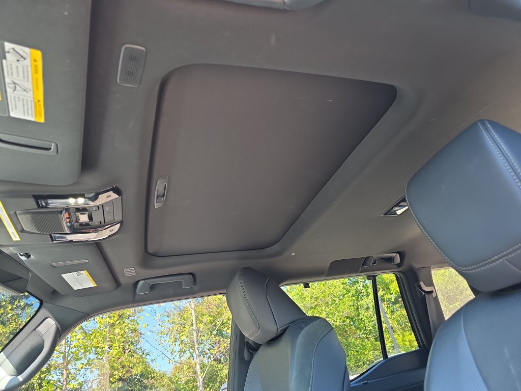 Used 2024 Lexus GX 550 AWD/4WD image 21