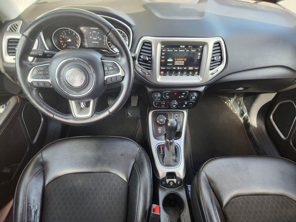 Used 2018 Jeep Compass Latitude w/ Popular Equipment Group image 16