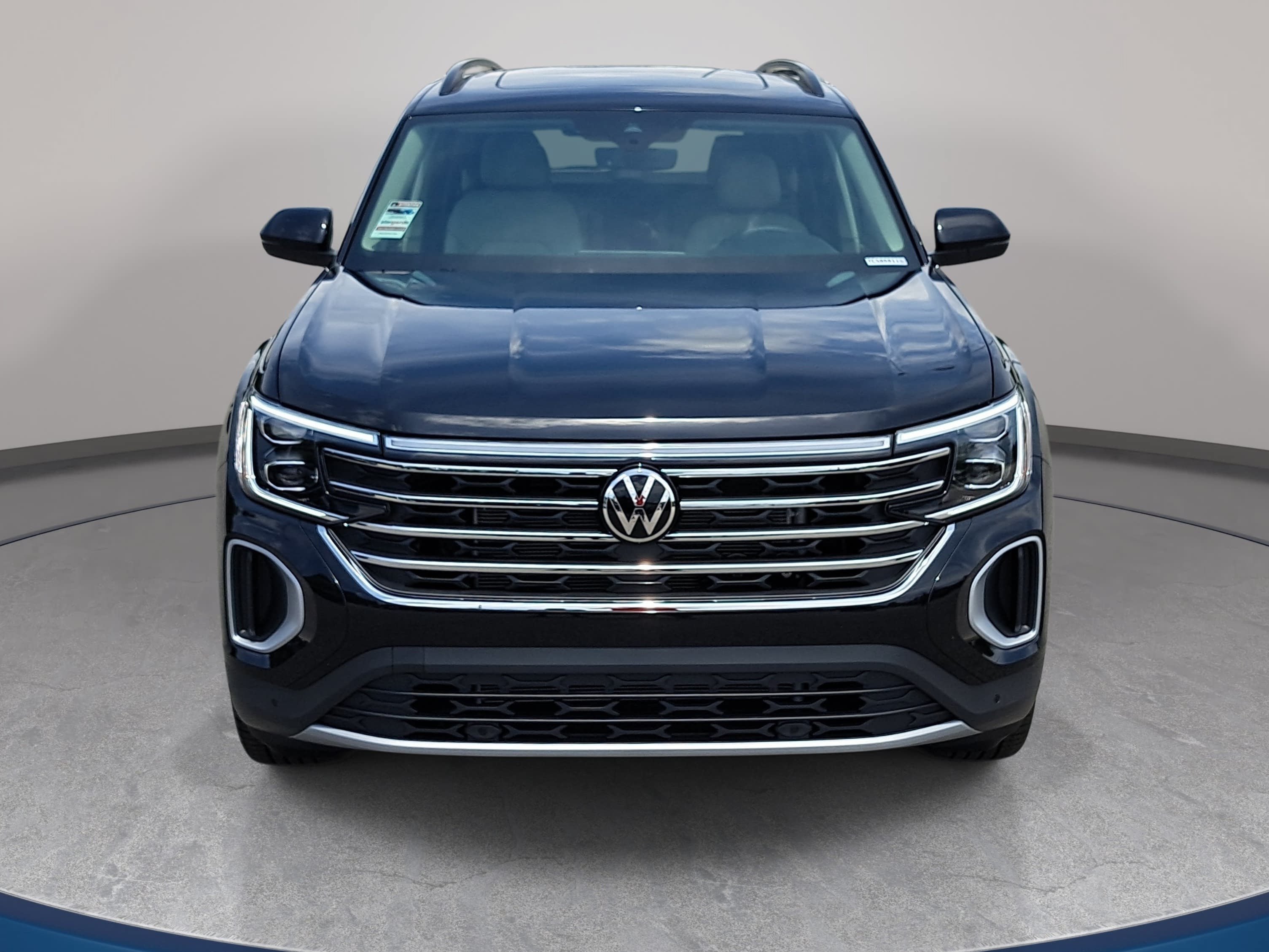 New 2026 Volkswagen Atlas SE FWD image 2