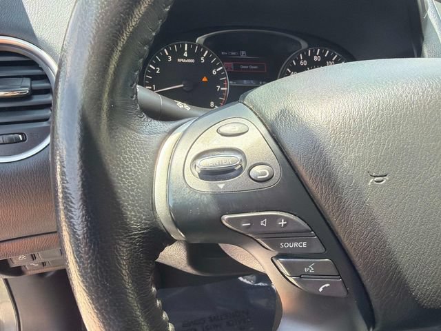 Used 2020 Nissan Pathfinder SV AWD/4WD image 33