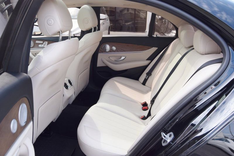 Used 2020 Mercedes-Benz E 350 4MATIC Sedan image 31