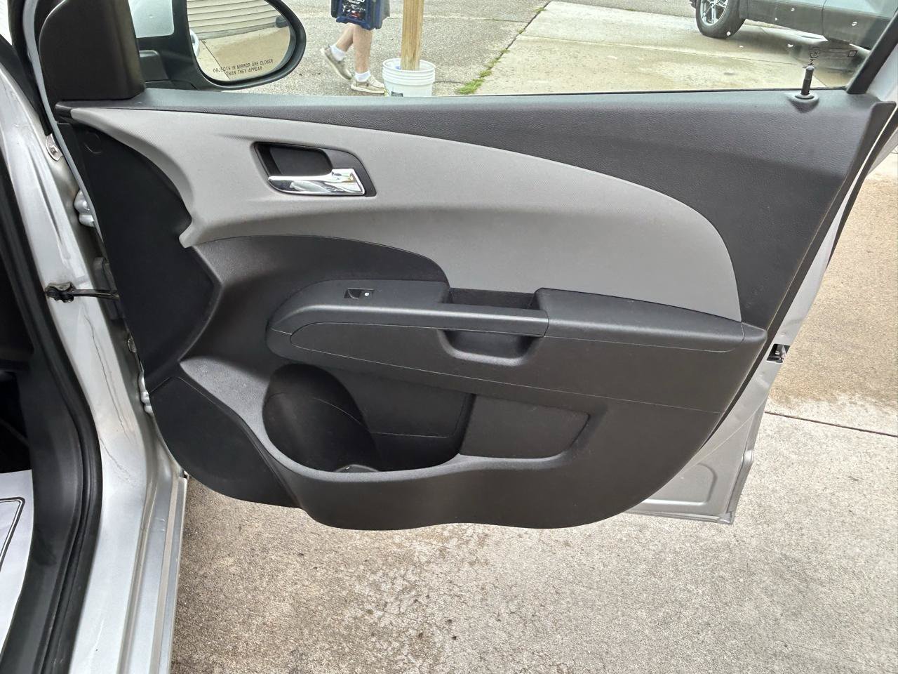 Used 2015 Chevrolet Sonic LT w/ Advanced Safety Package FWD image 16