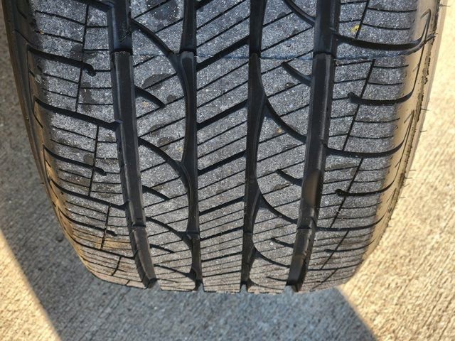 Used 2025 Chevrolet TrailBlazer LS w/ LS Convenience Package image 18