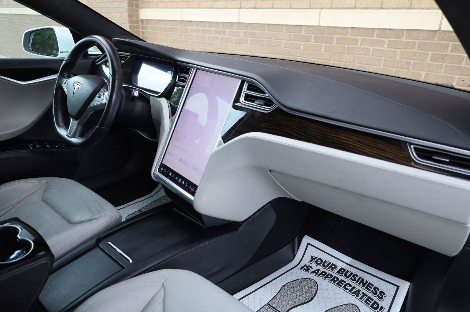 Used 2016 Tesla Model S 75 RWD image 30