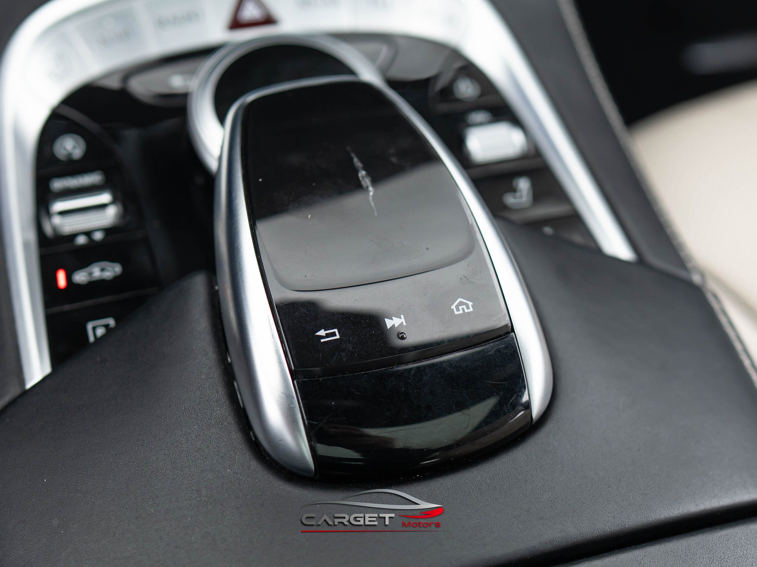 Used 2018 Mercedes-Benz S 560 Sedan image 37